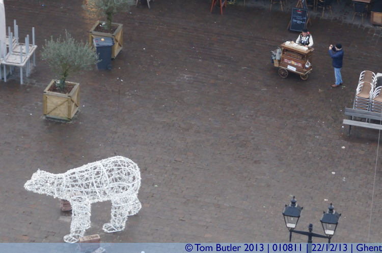 Photo ID: 010811, Polar Bear and Organ Grinder, Ghent, Belgium