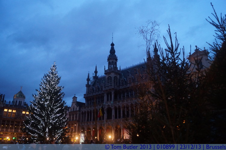 Photo ID: 010899, Christmas in the Grand Place, Brussels, Belgium