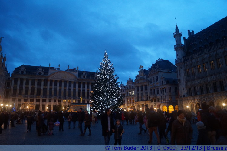 Photo ID: 010900, Grand Place, Brussels, Belgium