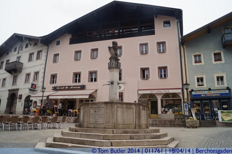 Photo ID: 011761, Market fountain, Berchtesgaden, Germany