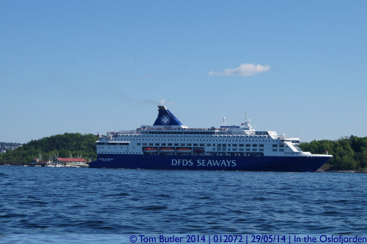 Photo ID: 012072, The Copenhagen ferry departs, In the Oslofjorden, Norway