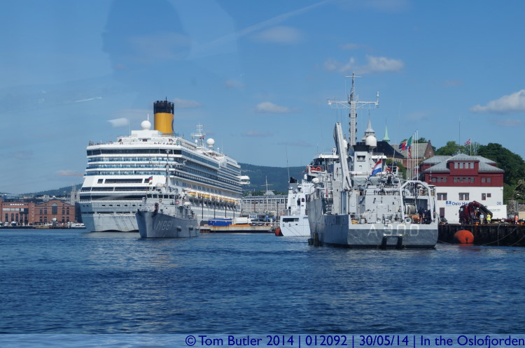 Photo ID: 012092, Dutch Navy in town, In the Oslofjorden, Norway