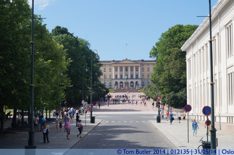 Photo ID: 012135, The Royal Palace, Oslo, Norway