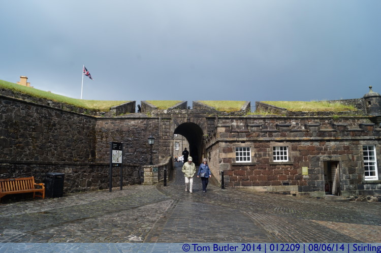 Photo ID: 012209, Castle entrance, Stirling, Scotland