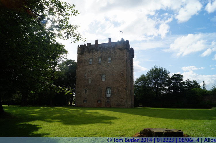 Photo ID: 012223, Behind the tower, Alloa, Scotland