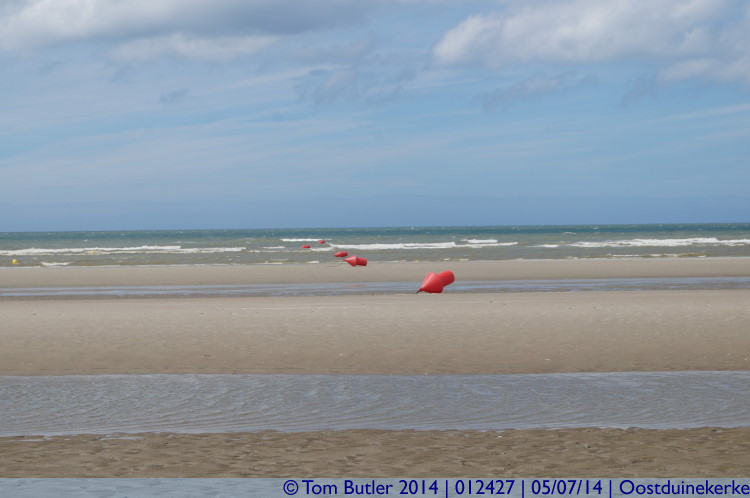 Photo ID: 012427, Channel markers, Oostduinkerke, Belgium