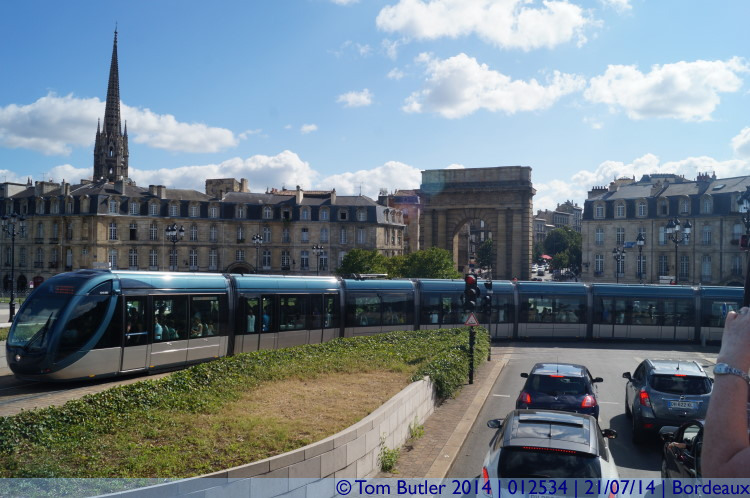 Photo ID: 012534, A tram turns onto the Pont de Pierre, Bordeaux, France
