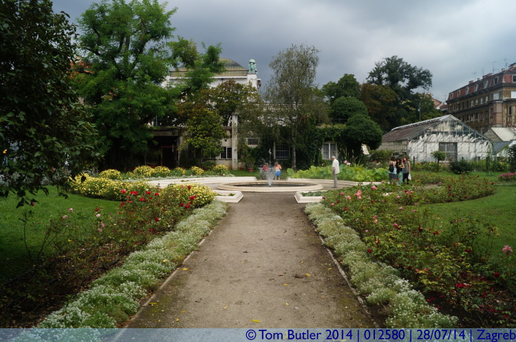 Photo ID: 012580, In the botanic gardens, Zagreb, Croatia
