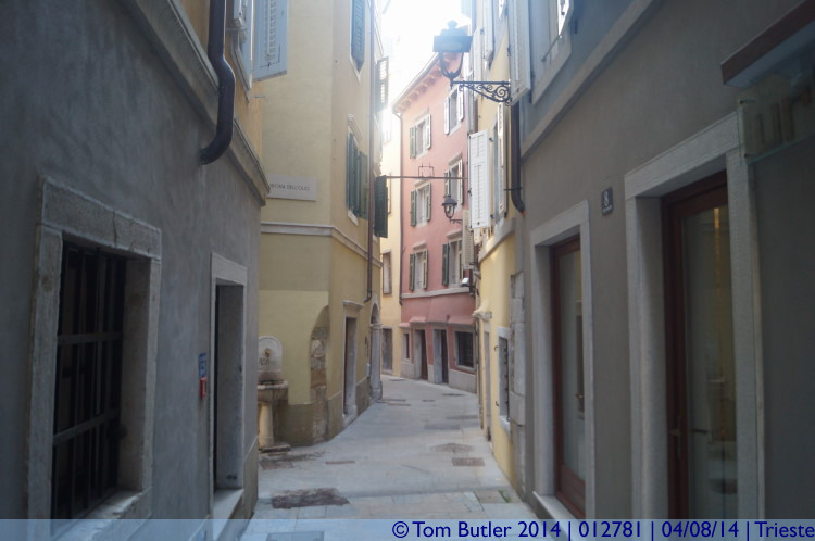 Photo ID: 012781, In the narrow lanes, Trieste, Italy