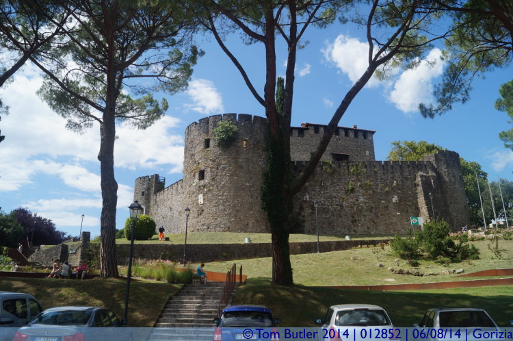 Photo ID: 012852, Castle walls, Gorizia, Italy