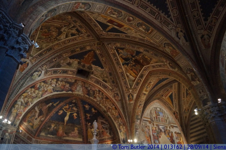 Photo ID: 013162, Inside the baptistery, Siena, Italy