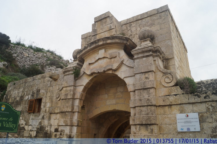 Photo ID: 013755, Entrance to Lunzjata Valley, Rabat, Malta