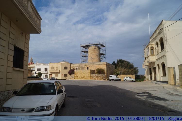 Photo ID: 013800, Approaching the windmill, Xaghra, Malta