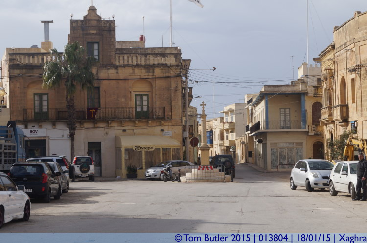 Photo ID: 013804, In the centre of town, Xaghra, Malta