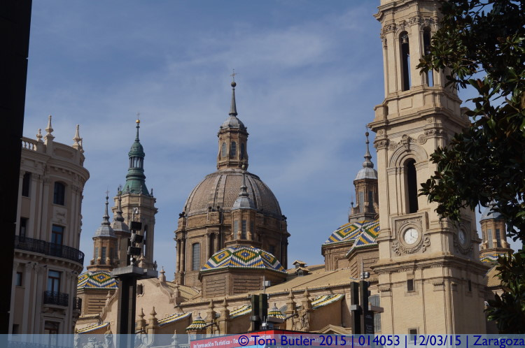 Photo ID: 014053, Approaching the Basilica, Zaragoza, Spain