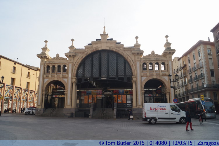 Photo ID: 014080, The market, Zaragoza, Spain