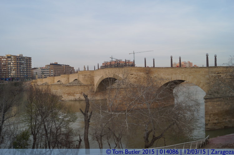 Photo ID: 014086, The Stone Bridge, Zaragoza, Spain
