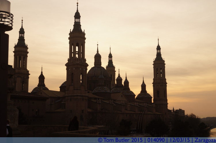 Photo ID: 014090, The Basilica at sunset, Zaragoza, Spain