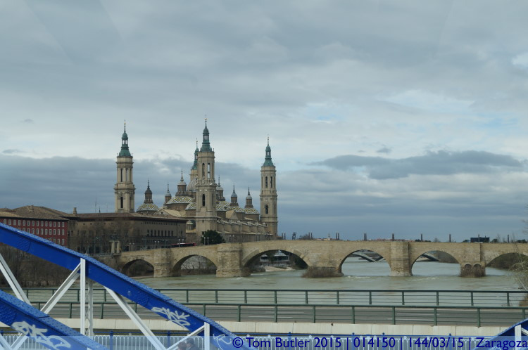 Photo ID: 014150, Stone Bridge and Pilar, Zaragoza, Spain