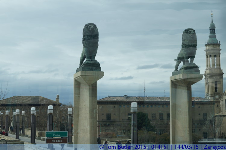 Photo ID: 014151, Approaching the Stone Bridge, Zaragoza, Spain
