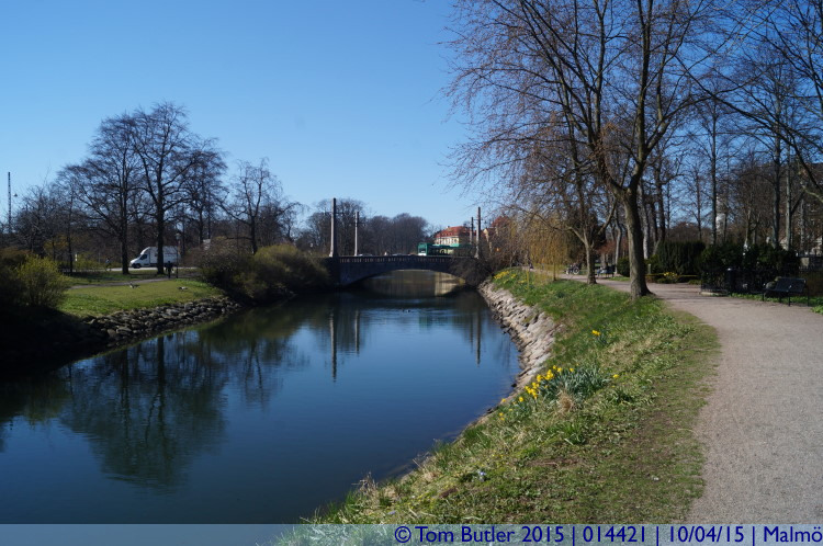 Photo ID: 014421, Canal by the cemetery, Malm, Sweden