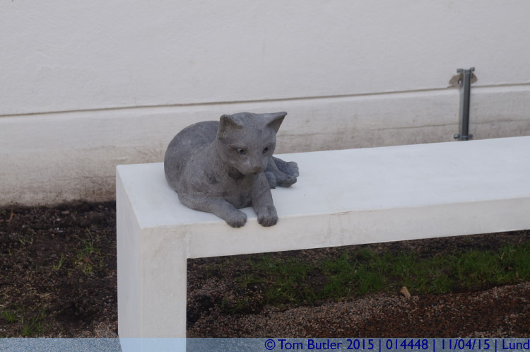 Photo ID: 014448, Concrete Cats, Lund, Sweden