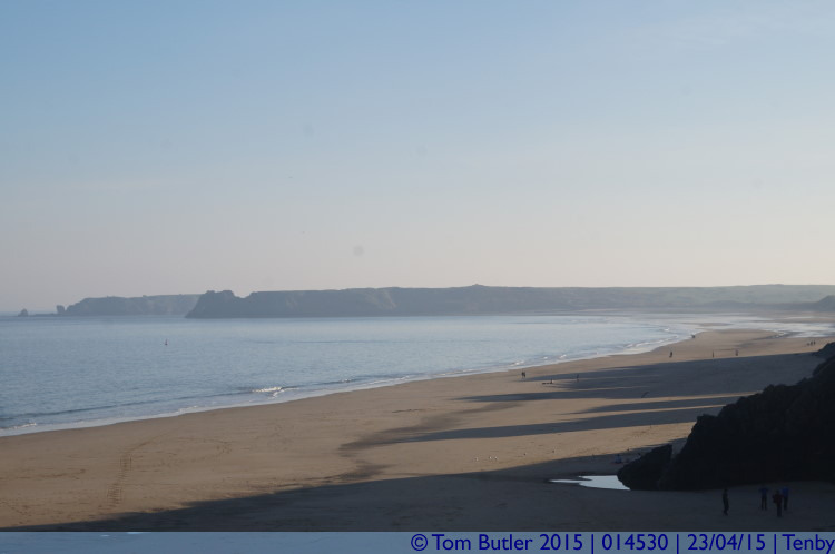 Photo ID: 014530, Castle and South Beaches, Tenby, Wales