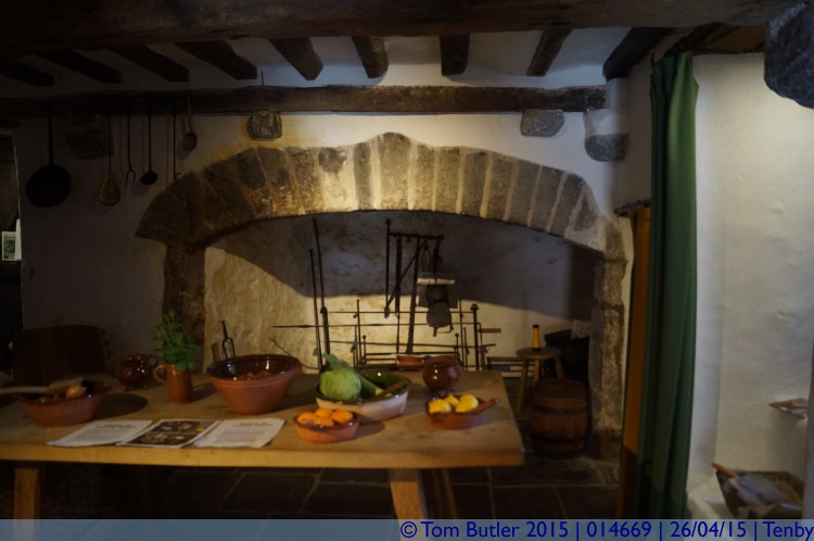 Photo ID: 014669, Inside the Merchant's house, Tenby, Wales