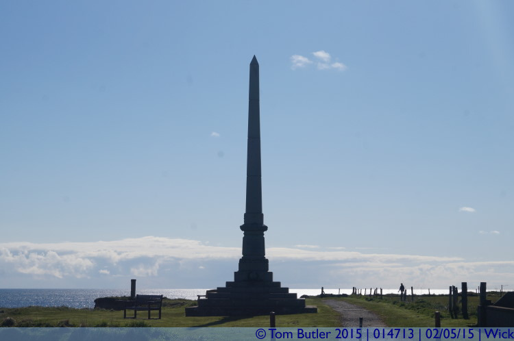 Photo ID: 014713, Obelisk, Wick, Scotland