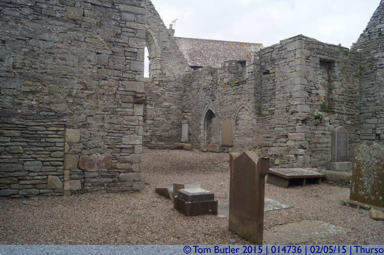Photo ID: 014736, Inside the church, Thurso, Scotland