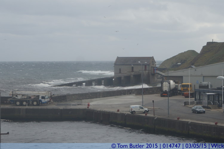 Photo ID: 014747, Rough seas around the Lifeboat Station, Wick, Scotland