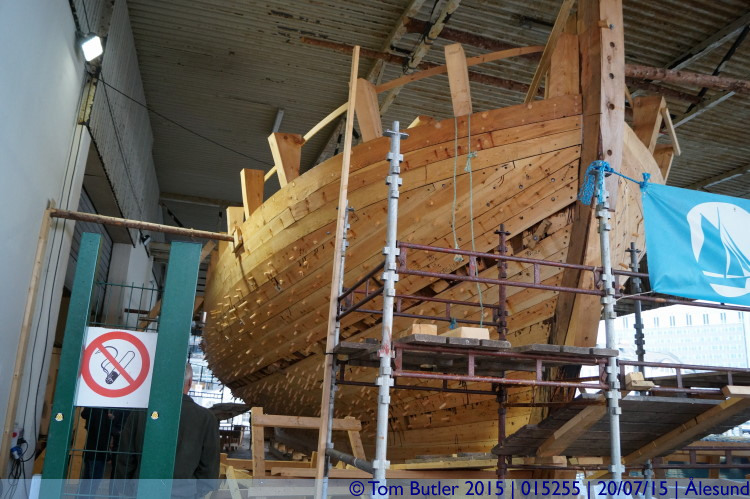 Photo ID: 015255, Building an Ark, lesund, Norway