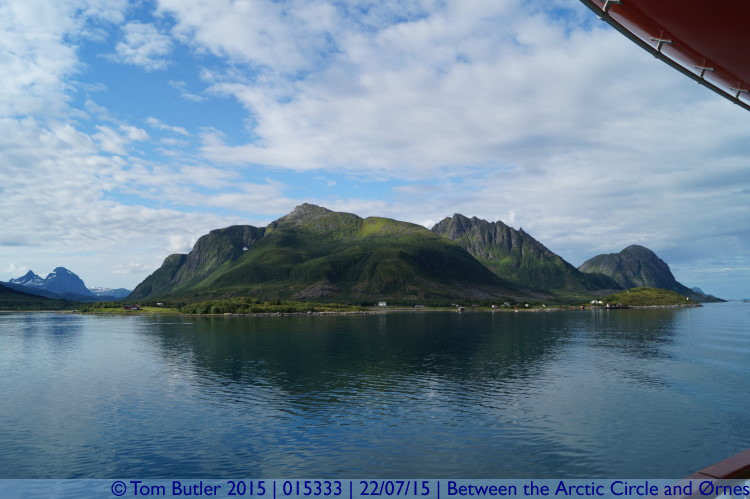 Photo ID: 015333, In the seas north of the circle, Between the Arctic Circle and rnes, Norway