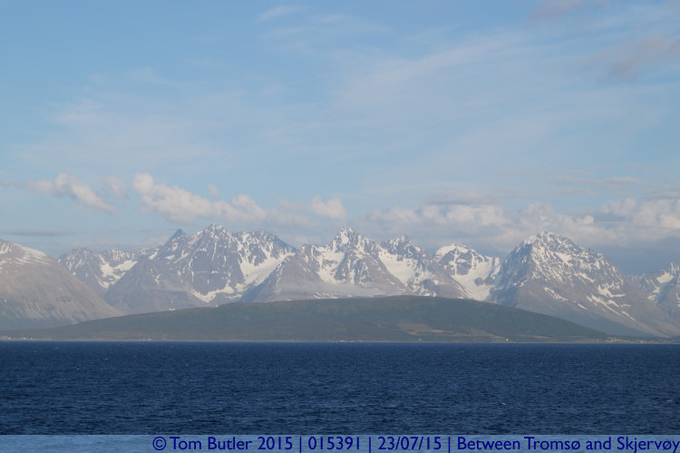 Photo ID: 015391, In the seas north of Troms, Between Troms and Skjervy, Norway