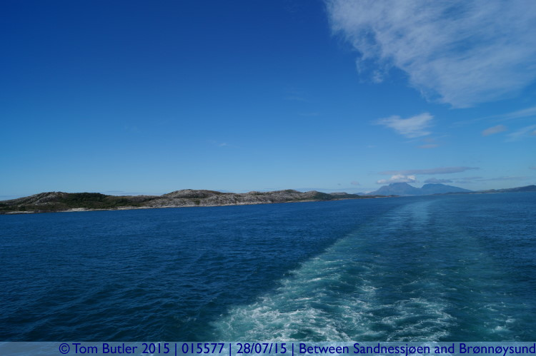 Photo ID: 015577, Heading towards Brnnysund, Between Sandnessjen and Brnnysund, Norway