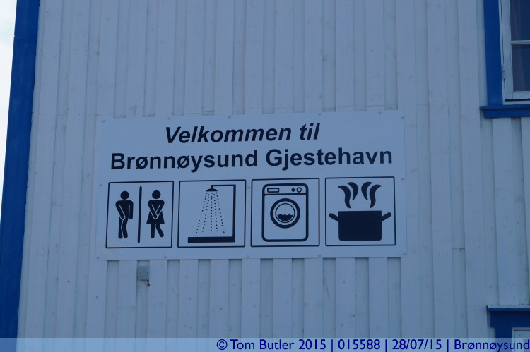 Photo ID: 015588, For the desperate, Brnnysund, Norway