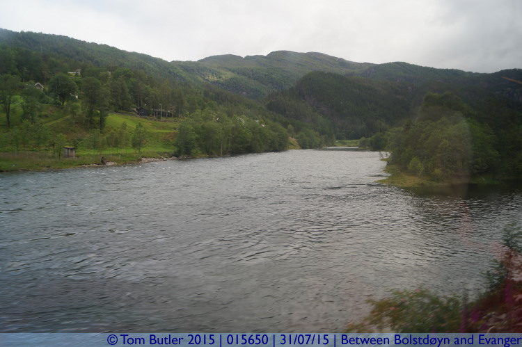 Photo ID: 015650, Fast flowing river, Between Bolstdyn and Evanger, Norway