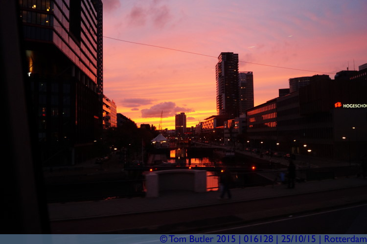 Photo ID: 016128, Sunset in the Wijnhaven, Rotterdam, Netherlands