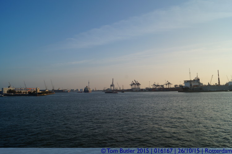 Photo ID: 016167, Cranes and river, Rotterdam, Netherlands