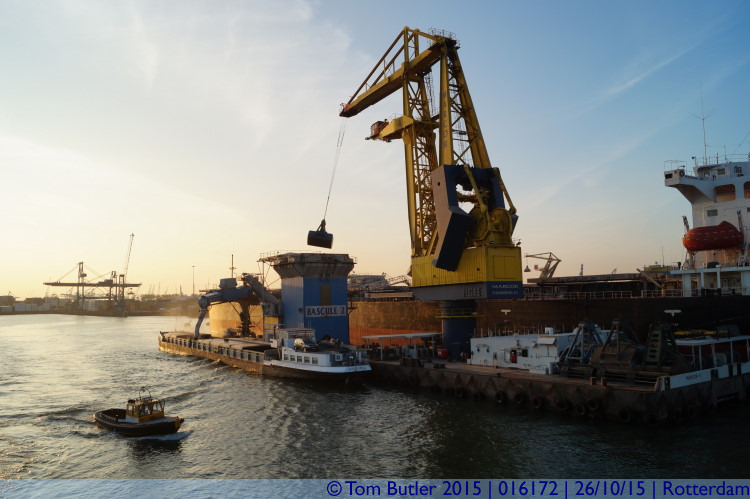 Photo ID: 016172, Offloading cargo, Rotterdam, Netherlands