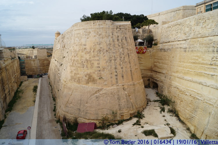 Photo ID: 016434, Walls around Valletta, Valletta, Malta