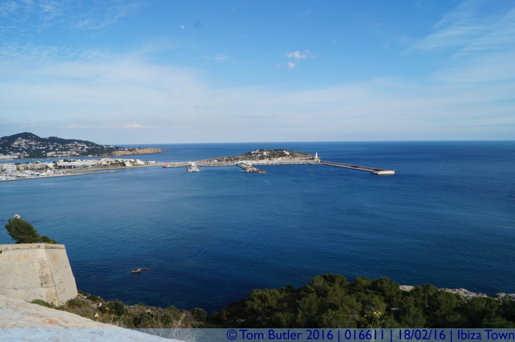 Photo ID: 016611, Harbour mouth, Ibiza Town, Spain