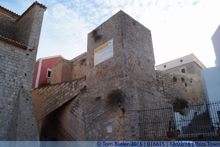 Photo ID: 016615, Castle, Ibiza Town, Spain