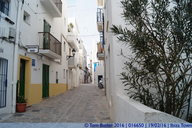 Photo ID: 016650, In the old harbour lanes, Ibiza Town, Spain