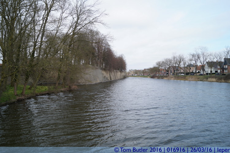 Photo ID: 016916, Crossing the Kasteelgracht, Ieper, Belgium