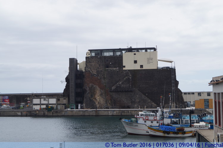 Photo ID: 017036, Island on the harbour wall, Funchal, Portugal