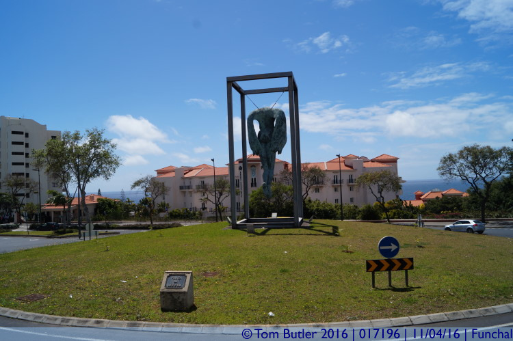 Photo ID: 017196, Angel statue, Funchal, Portugal
