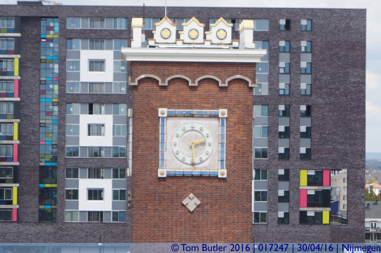Photo ID: 017247, Station clock, Nijmegen, Netherlands