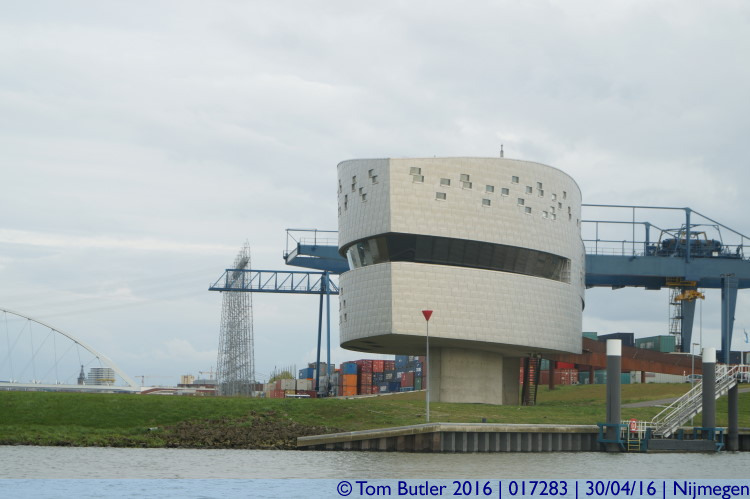 Photo ID: 017283, Front of Harbour control, Nijmegen, Netherlands