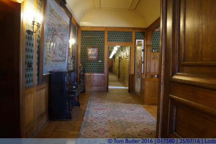 Photo ID: 017580, In the palace rooms, Lodz, Poland